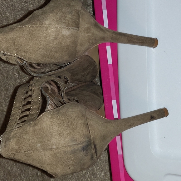 13M Dolce Vita Dark Tan Lace up suede open toe heel - Picture 5 of 12